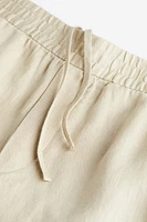 Regular Fit Linen Shorts