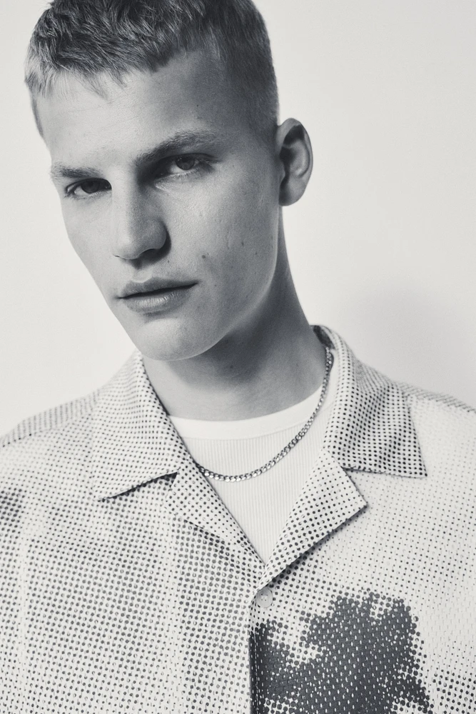 Loose-Fit Mesh Resort Shirt