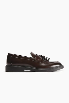 Tasseled Loafers