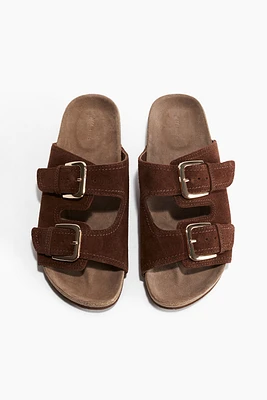 Sandales en cuir velours