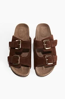 Sandales en cuir velours
