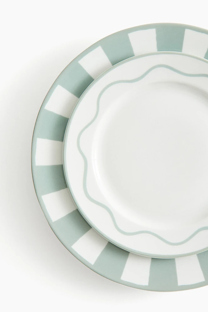 Medium-Sized Porcelain Plate