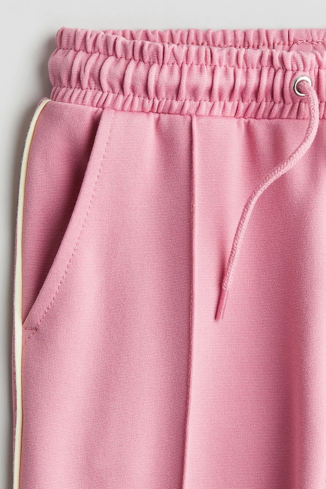 Wide-Leg Creased Pants