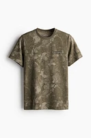 T-shirt de sport coupe classique avec DryMove™