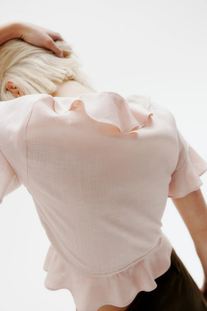Flounced blouse