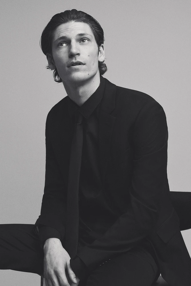 Skinny-Fit Single-Breasted Jacket