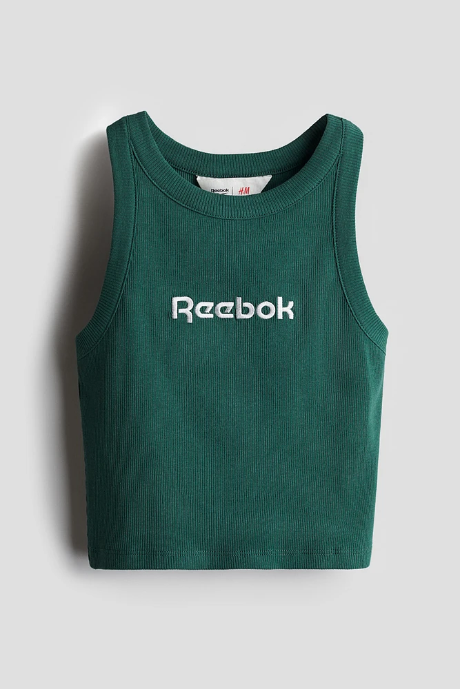 Ribbed Tank Top with Embroidered Motif