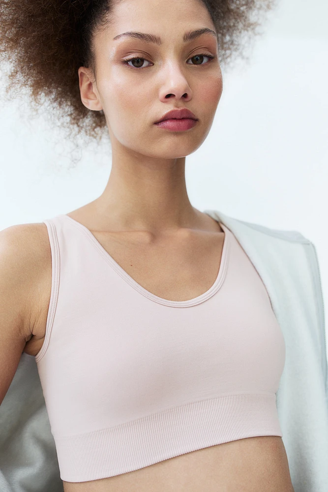Seamless Light Support Sports Bra