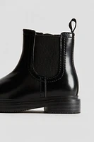 Chelsea Boots