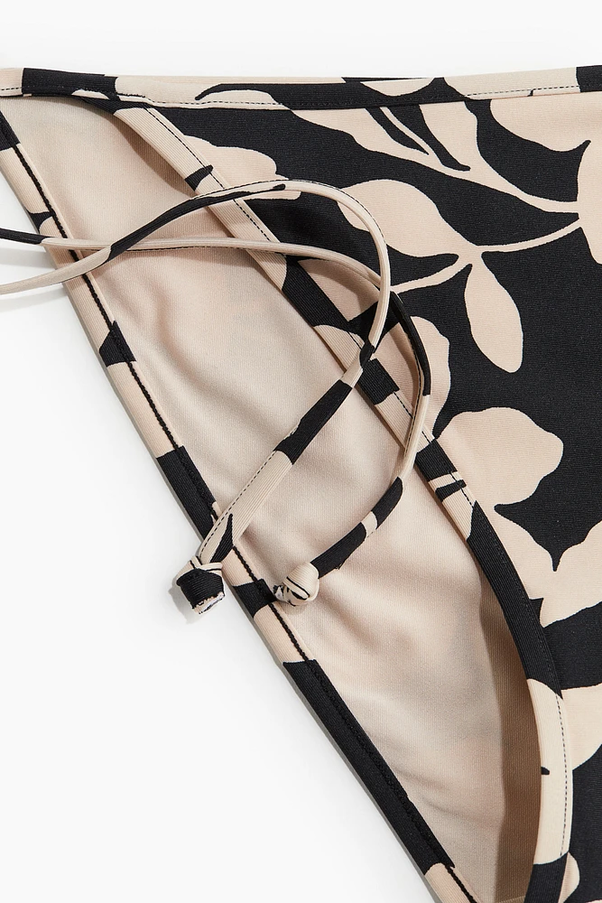 Culotte de bikini Tanga à nouer