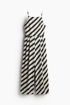 Combi-pantalon avec dos ouvert