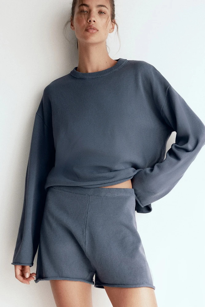Roll-edge Sweater