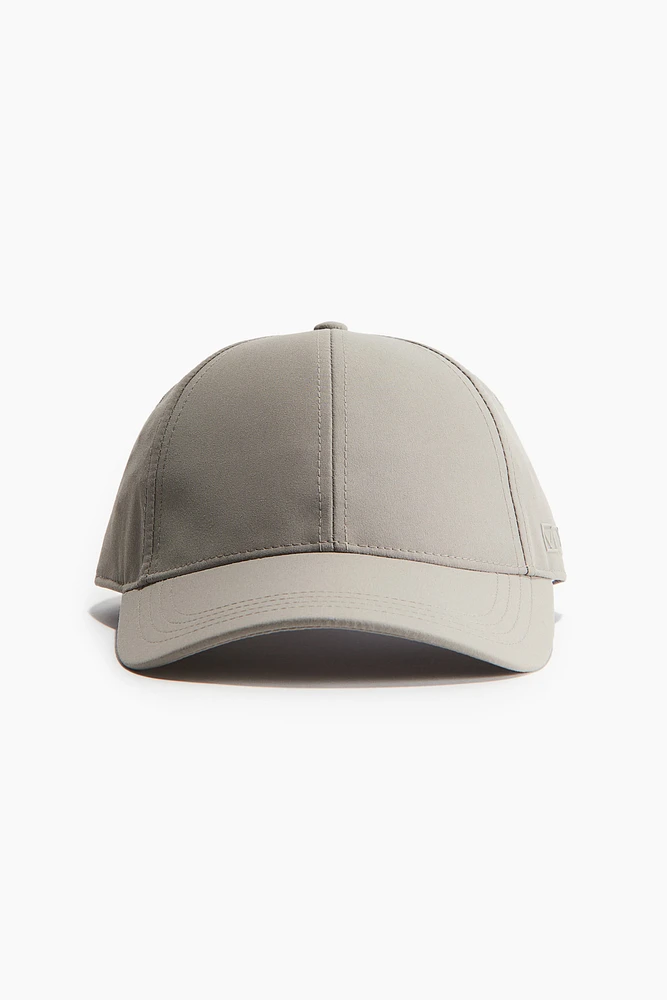 Water-repellent Sports Cap