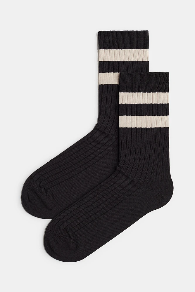 Chaussettes en tricot côtelé