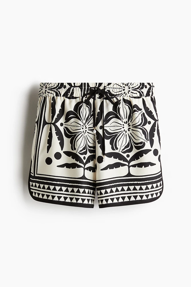 Drawstring Twill Shorts