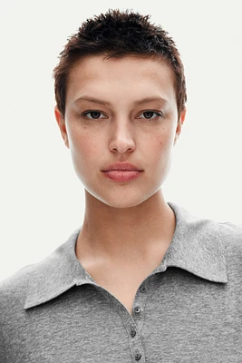 Polo ajusté