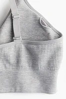 Seamless Medium-Support Sports Bra with DryMove™