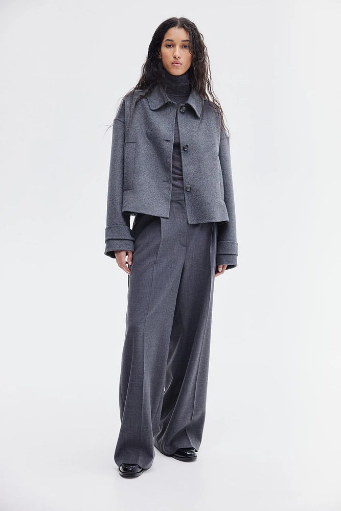 Veste faite à la main en laine mélangée