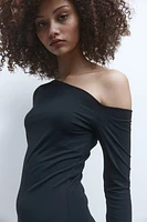 One-shoulder Dress