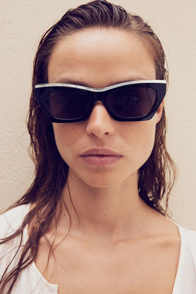 Metal-trimmed Sunglasses