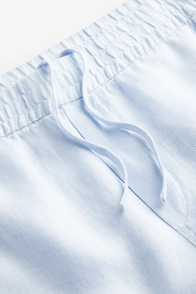 Regular Fit Linen Shorts