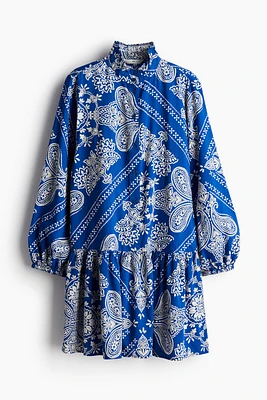 Ruffle-collar Dress