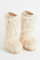 Boots with Faux Fur