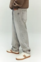 Loose Fit Jeans