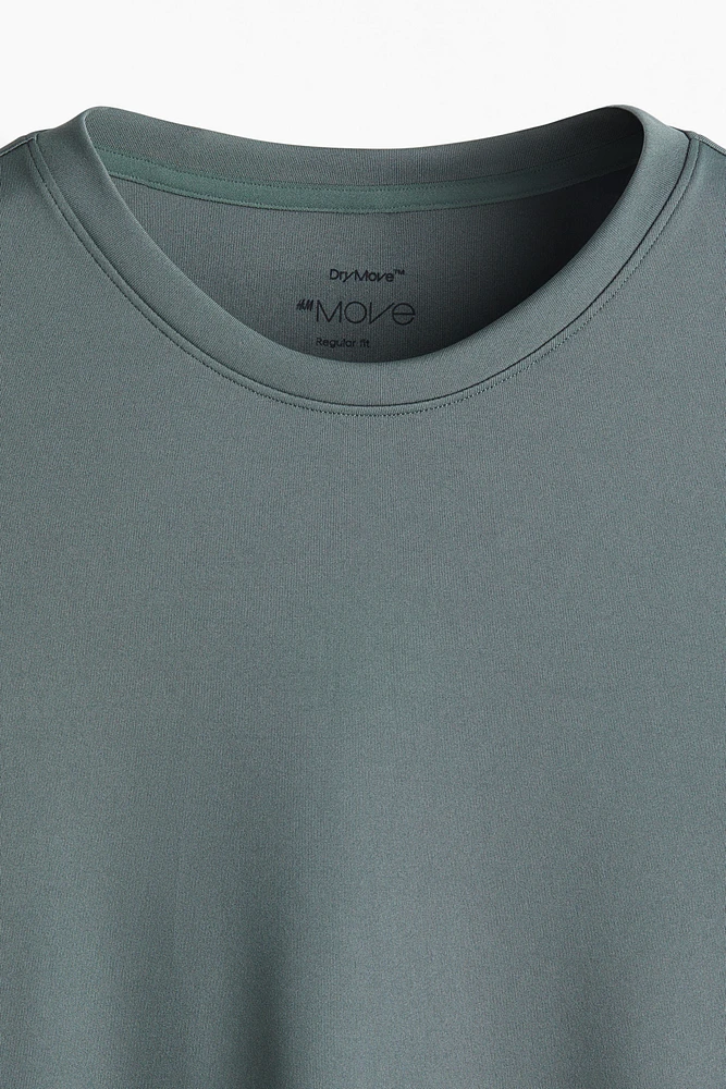 T-shirt de sport coupe classique DryMove🅪
