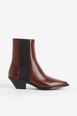 Chelsea Boots with Heel