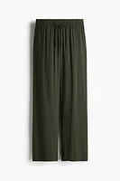 Wide-cut Pull-on Pants
