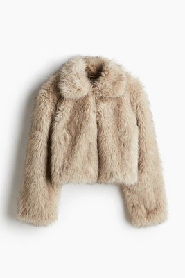 Cropped fluffy jacket