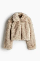 Cropped fluffy jacket