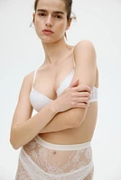 Soutien-gorge super pigeonnant en dentelle