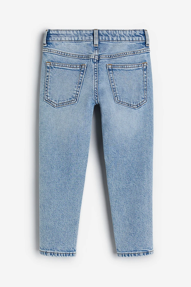 Relaxed Tapered Fit Jeans