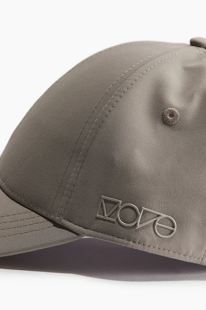 Water-repellent Sports Cap