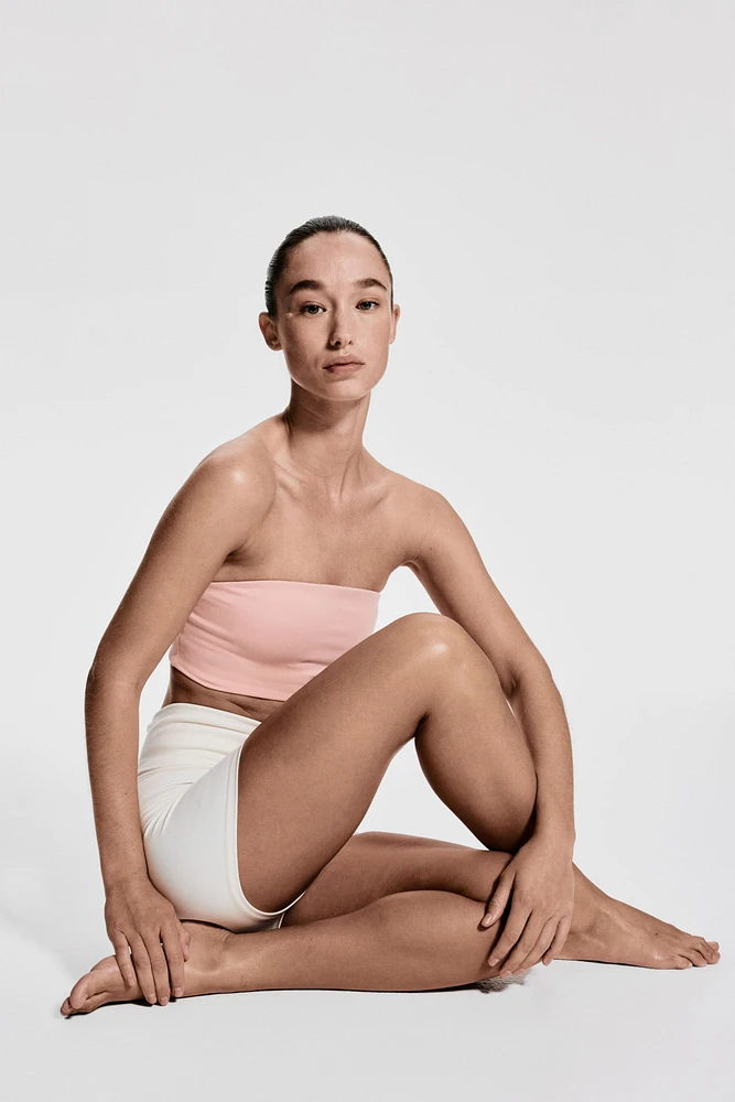 Light Support Bandeau sports bra with SoftMove™