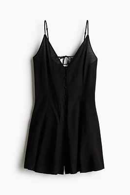 Robe trapèze à bretelles fines