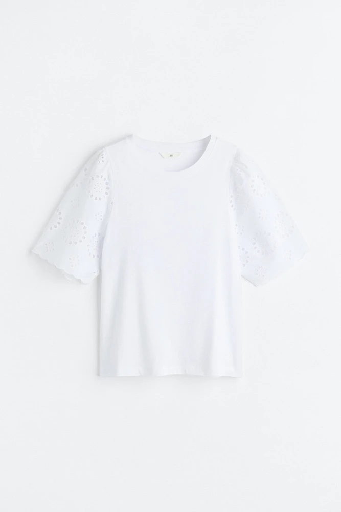 Eyelet Embroidery T-shirt