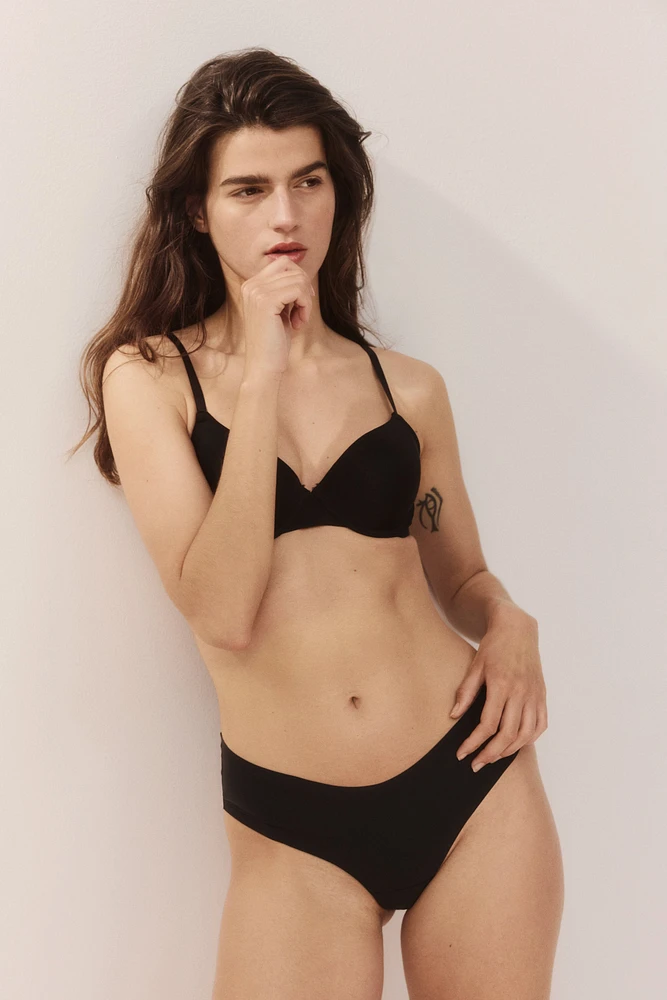 3-pack Invisible Cheeky Hipster Briefs