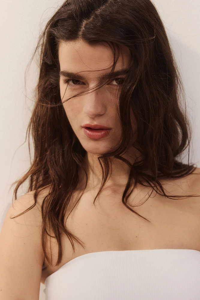 Soutien-gorge bandeau coussiné sans couture