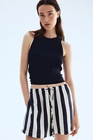 Short avec cordon de serrage