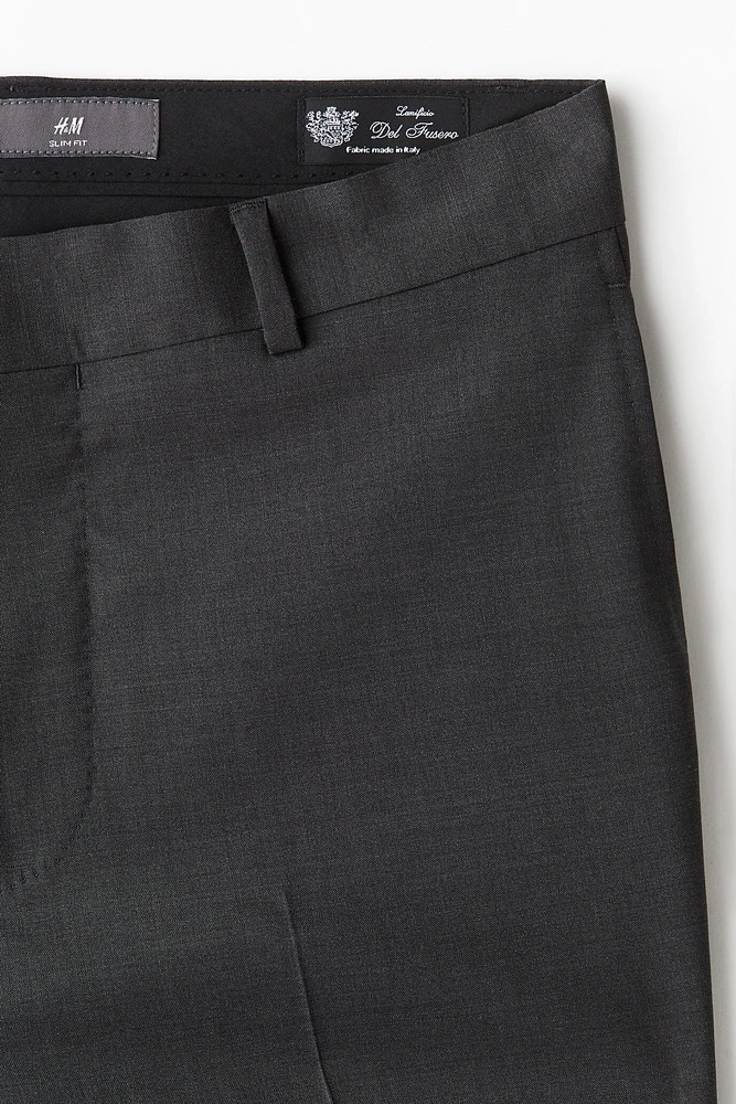 Pantalon de costume près du corps
