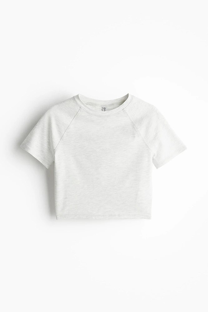 Short T-shirt