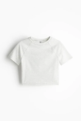 Short T-shirt