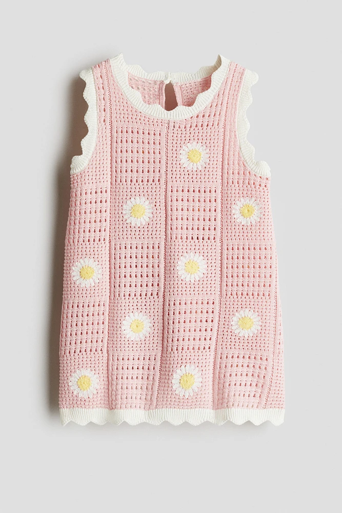 Robe d'aspect fait au crochet