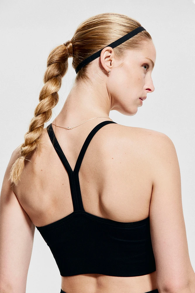 Seamless Medium-Support Sports Bra with DryMove™