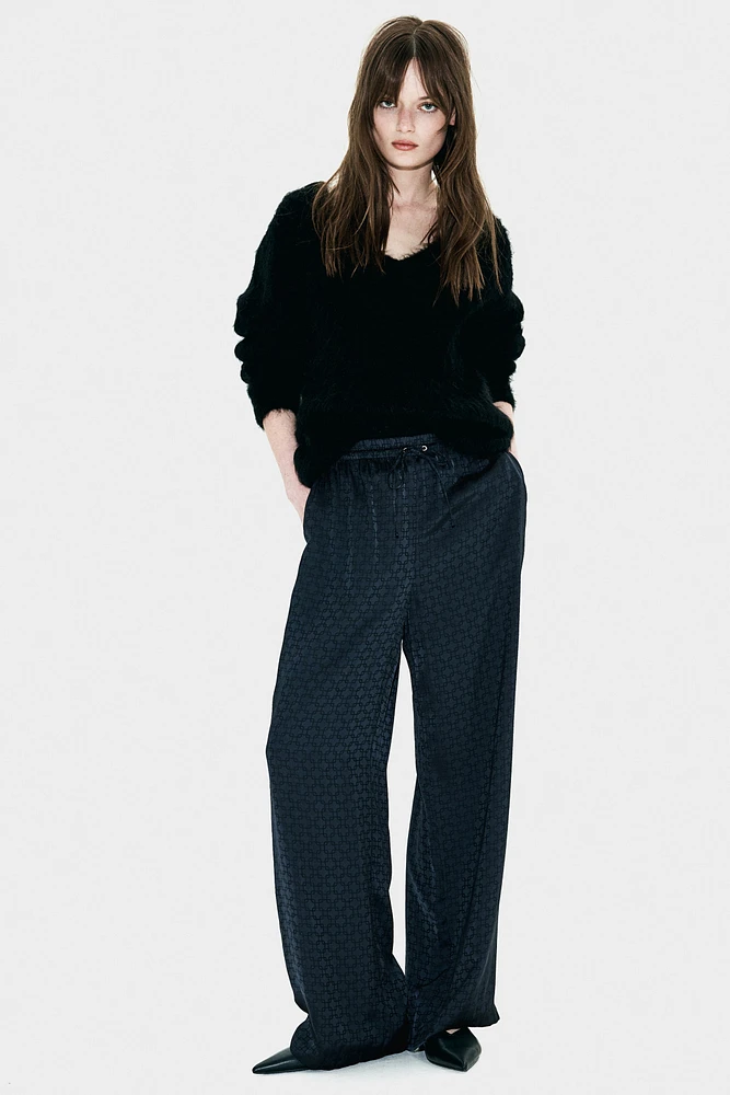 Wide-Leg Drawstring Pants