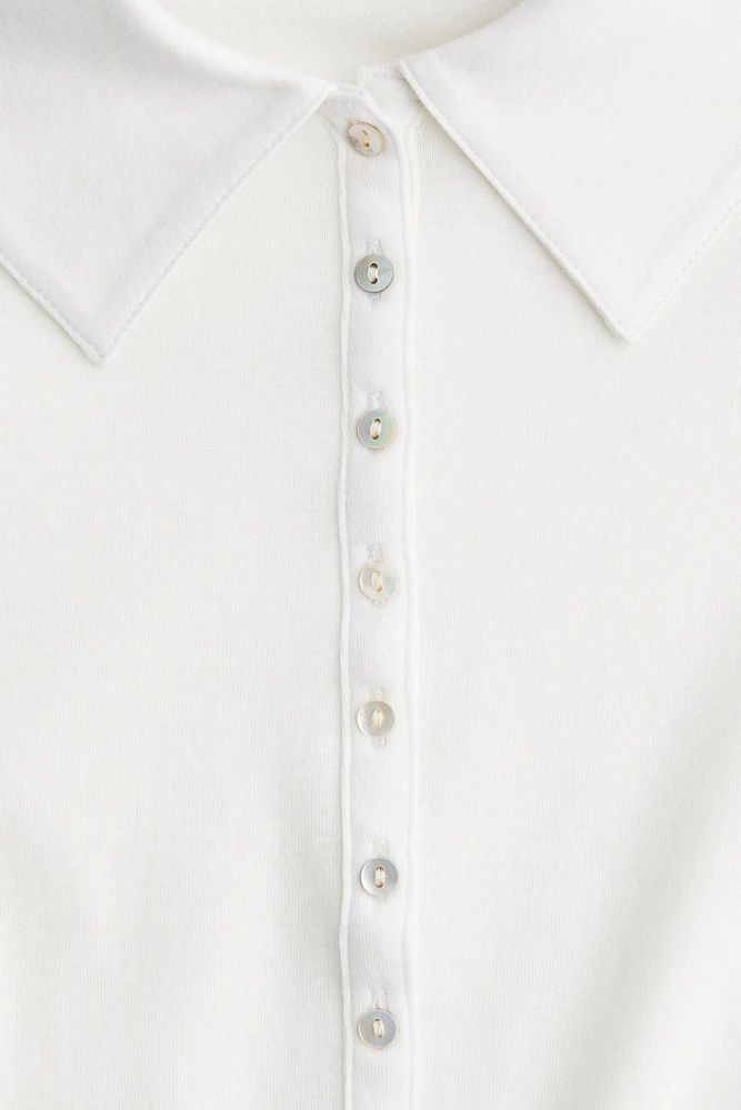 Polo ajusté