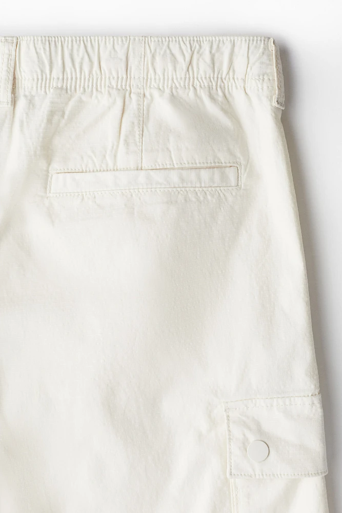 Pantalon cargo près du corps en tissu ripstop